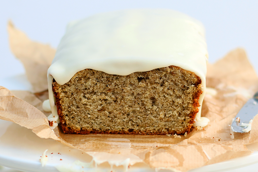 Earl Grey Cake With White Chocolate Glaze