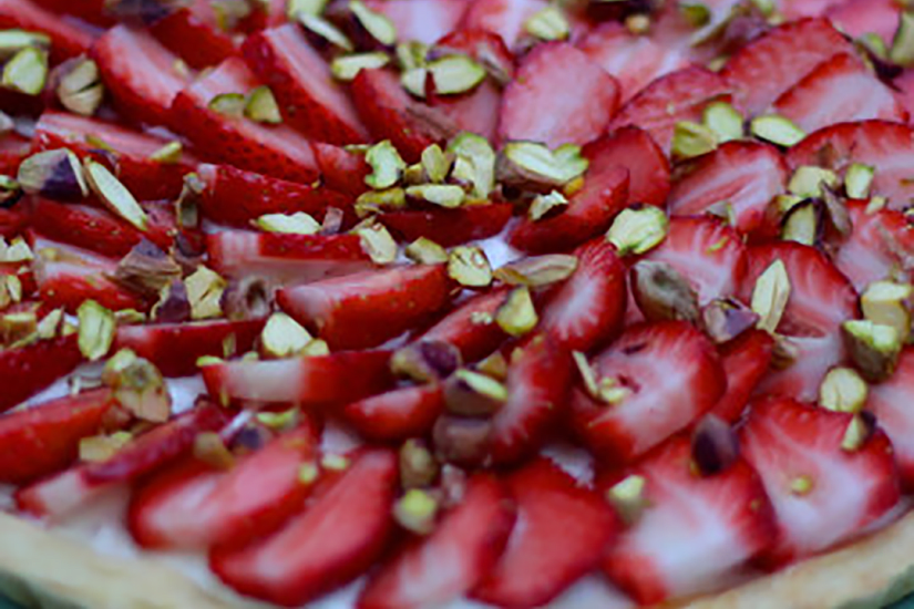 Pistachio and Strawberry Tart