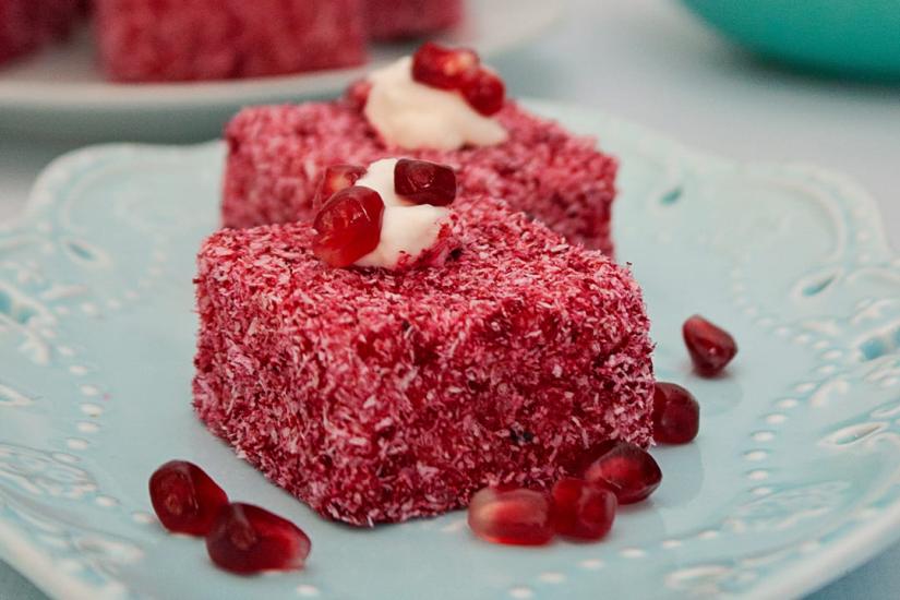 Raspberry Lamingtons